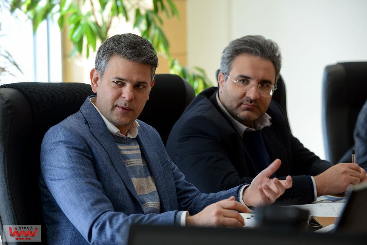 نشست مدیران روابط عمومی هلدینگ های صنعت پتروشیمی با هدف هم افزایی و توسعه همکاری های مشترک به میزبانی شرکت ملی صنایع پتروشیمی برگزار شد 3