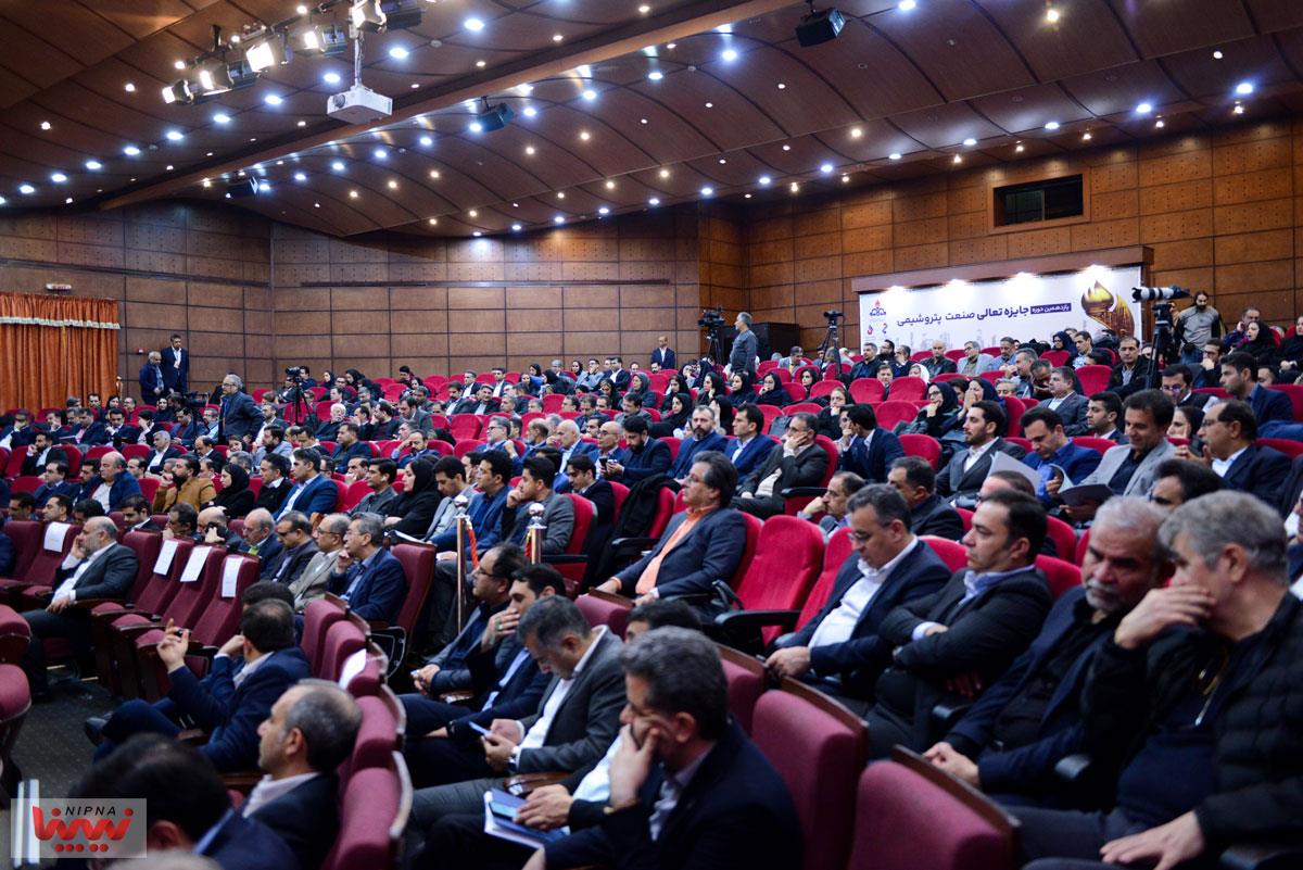 یازدهمین دوره جایزه تعالی صنعت پتروشیمی 35