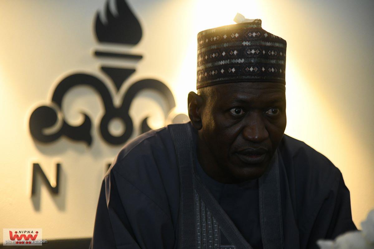 دیدار مدیرعامل شرکت ملی صنایع پتروشیمی با وزیر انرژی نیجر در حاشیه نمایشگاه ایران اکسپو 8