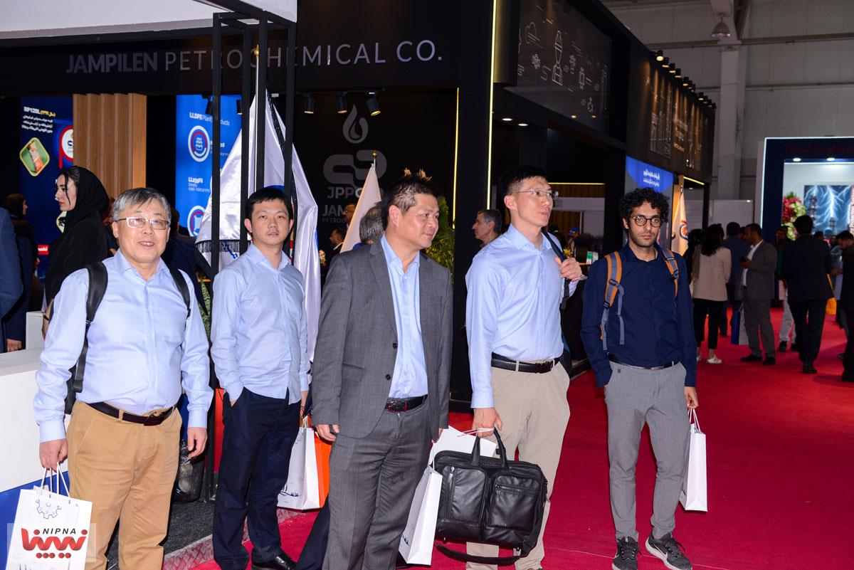 اولین روز از بیست و نهمین نمایشگاه نفت،گاز،پالایش و پتروشیمی 4