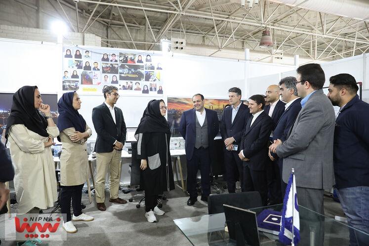 بازدید مدیرعامل شرکت ملی صنایع پتروشیمی از تحریریه رسانه های وزارت نفت 9