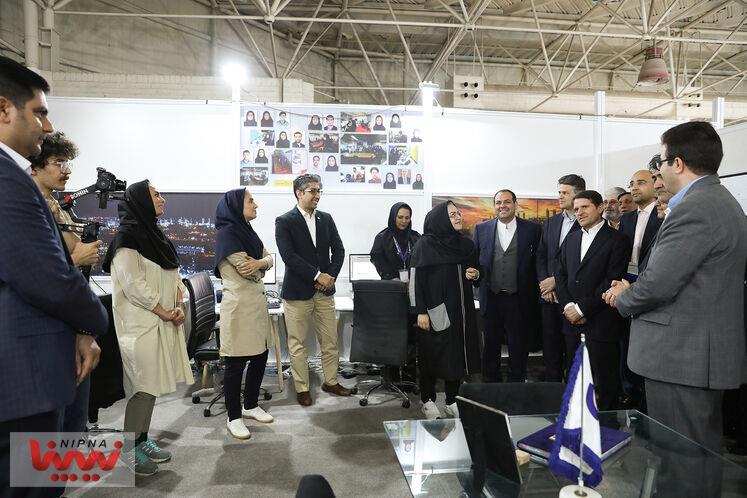 بازدید مدیرعامل شرکت ملی صنایع پتروشیمی از تحریریه رسانه های وزارت نفت 10