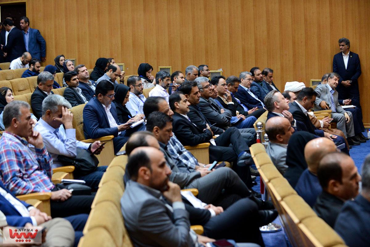 نشست خبری معاون وزیر نفت و مدیرعامل شرکت ملی صنایع پتروشیمی در بیست و نهمین نمایشگاه نفت،گاز،پالایش و پتروشیمی 12