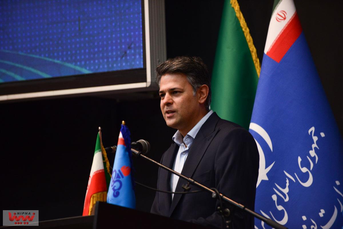 نشست خبری معاون وزیر نفت و مدیرعامل شرکت ملی صنایع پتروشیمی در بیست و نهمین نمایشگاه نفت،گاز،پالایش و پتروشیمی 30