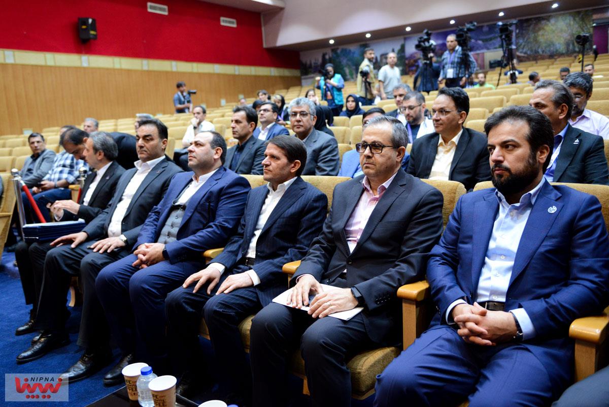 نشست خبری معاون وزیر نفت و مدیرعامل شرکت ملی صنایع پتروشیمی در بیست و نهمین نمایشگاه نفت،گاز،پالایش و پتروشیمی 31