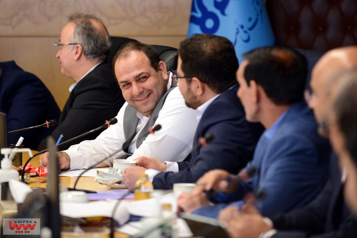 نشست هم اندیشی و ارزیابی عملکرد پروژه های مسئولیت اجتماعی شرکت های منطقه ویژه اقتصادی پتروشیمی 3