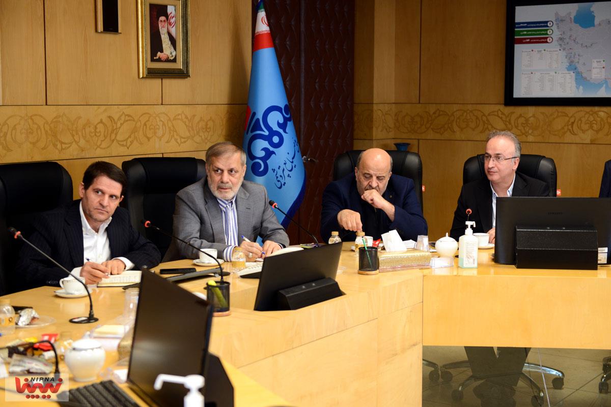 نشست هم اندیشی و ارزیابی عملکرد پروژه های مسئولیت اجتماعی شرکت های منطقه ویژه اقتصادی پتروشیمی 13