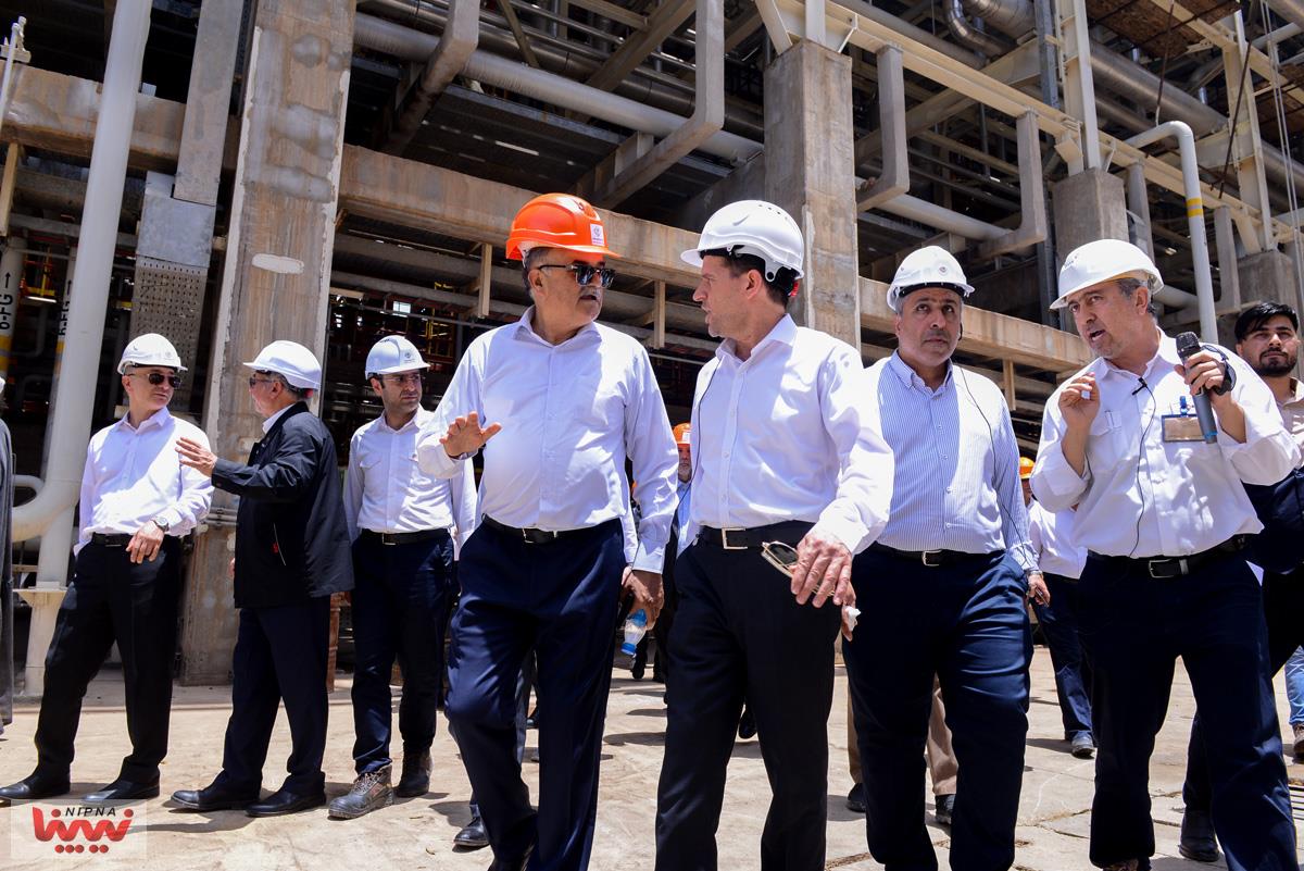 بازدید معاون وزیر نفت و مدیرعامل شرکت ملی صنایع پتروشیمی از پتروشیمی بوشهر 25