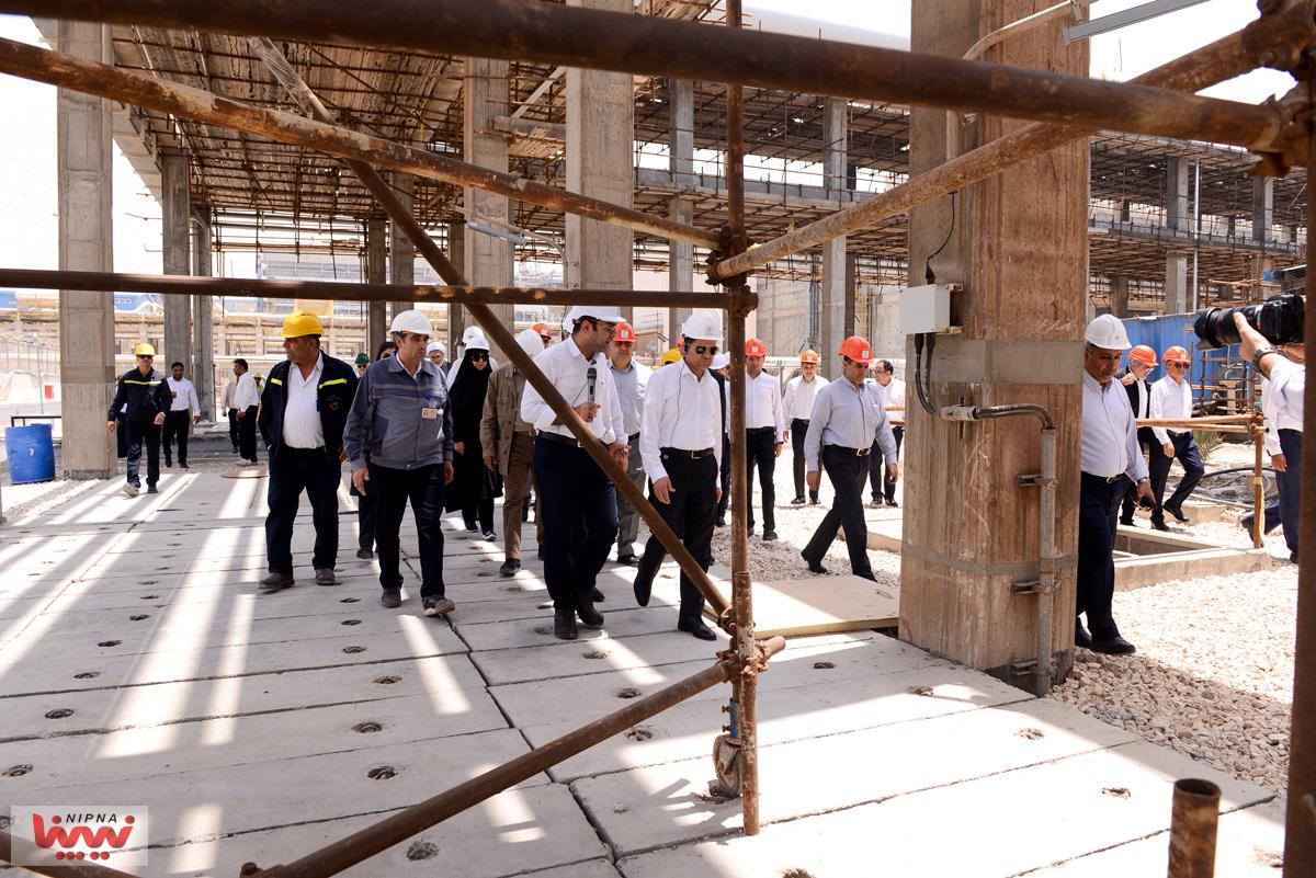 بازدید معاون وزیر نفت و مدیرعامل شرکت ملی صنایع پتروشیمی از پتروشیمی بوشهر 49