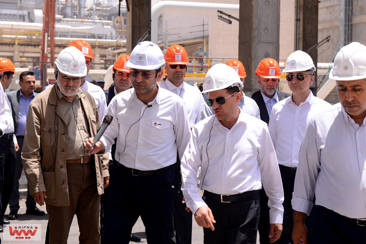 بازدید معاون وزیر نفت و مدیرعامل شرکت ملی صنایع پتروشیمی از پتروشیمی بوشهر 51
