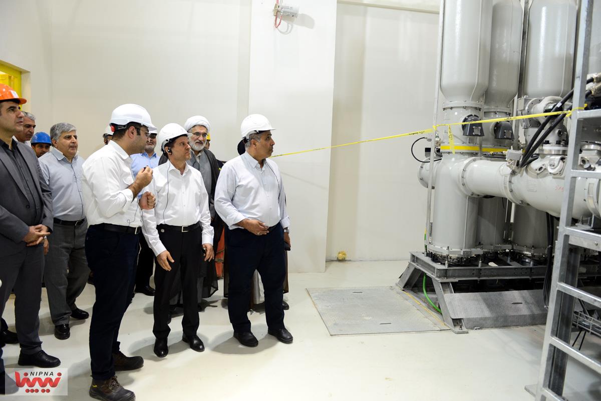 بازدید معاون وزیر نفت و مدیرعامل شرکت ملی صنایع پتروشیمی از پتروشیمی بوشهر 55