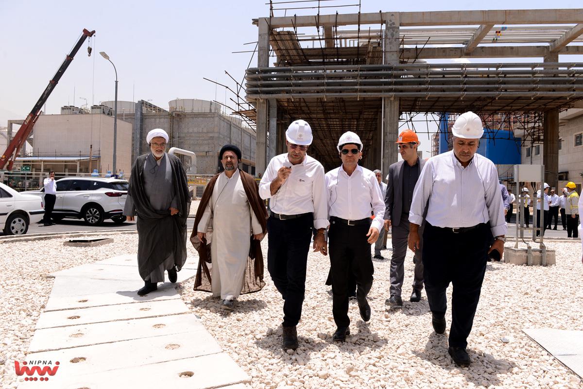 بازدید معاون وزیر نفت و مدیرعامل شرکت ملی صنایع پتروشیمی از پتروشیمی بوشهر 56