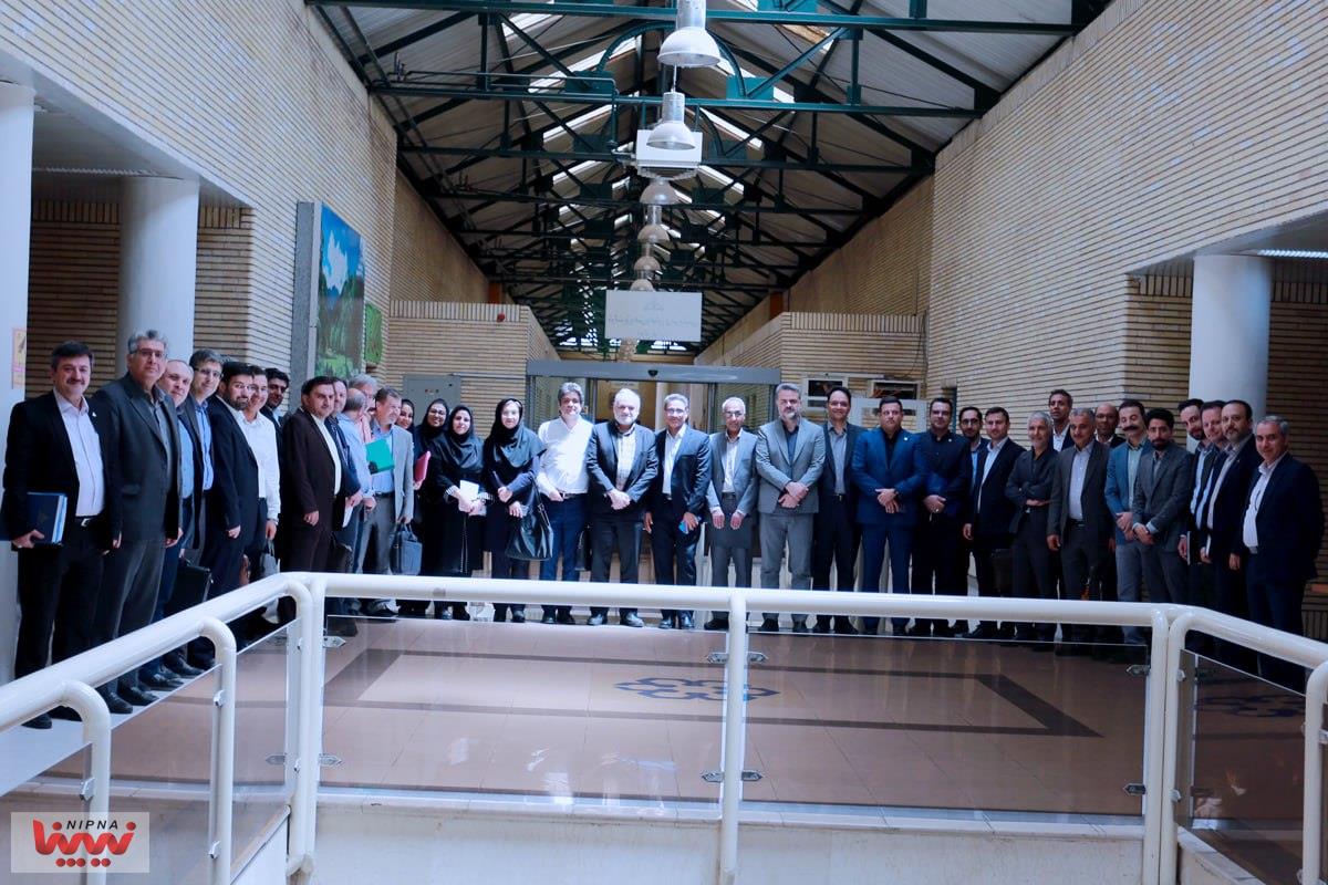 دومین نشست هم اندیشی مدیران پژوهش، فناوری و ساخت داخل هلدینگ های پتروشیمی 9