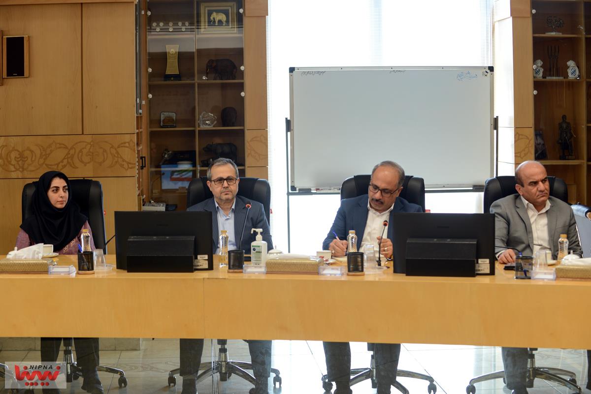 آیین تکریم و معارفه رئیس کل امور حقوقی شرکت ملی صنایع پتروشیمی 13