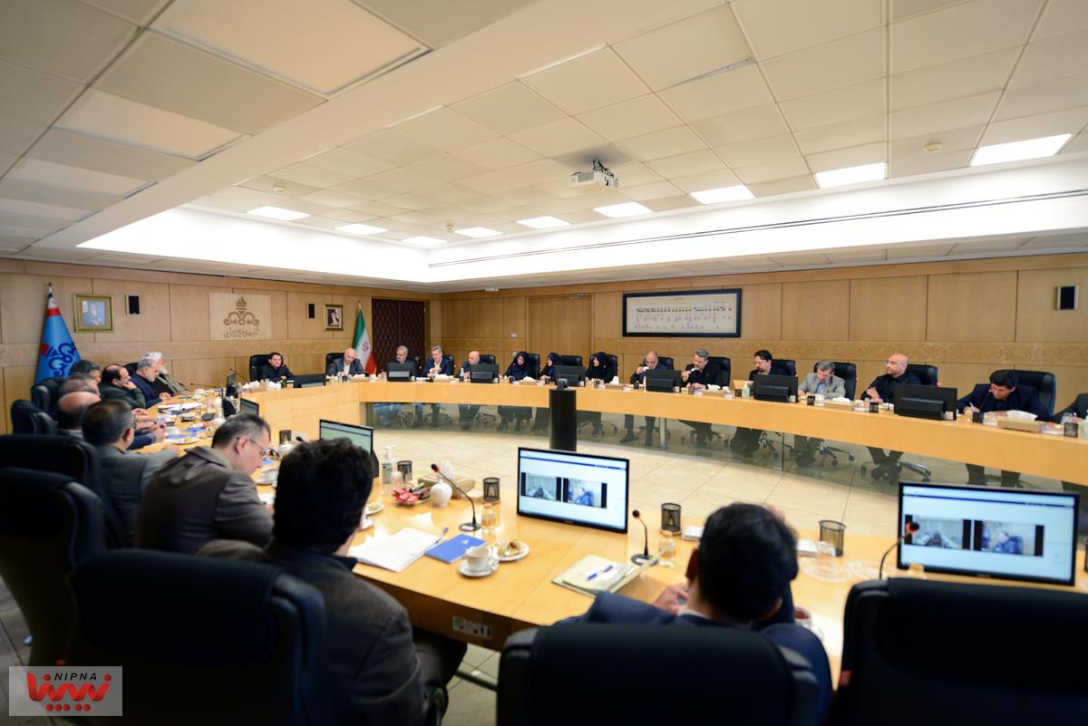 جلسه شورای مدیران شرکت ملی صنایع پتروشیمی 37