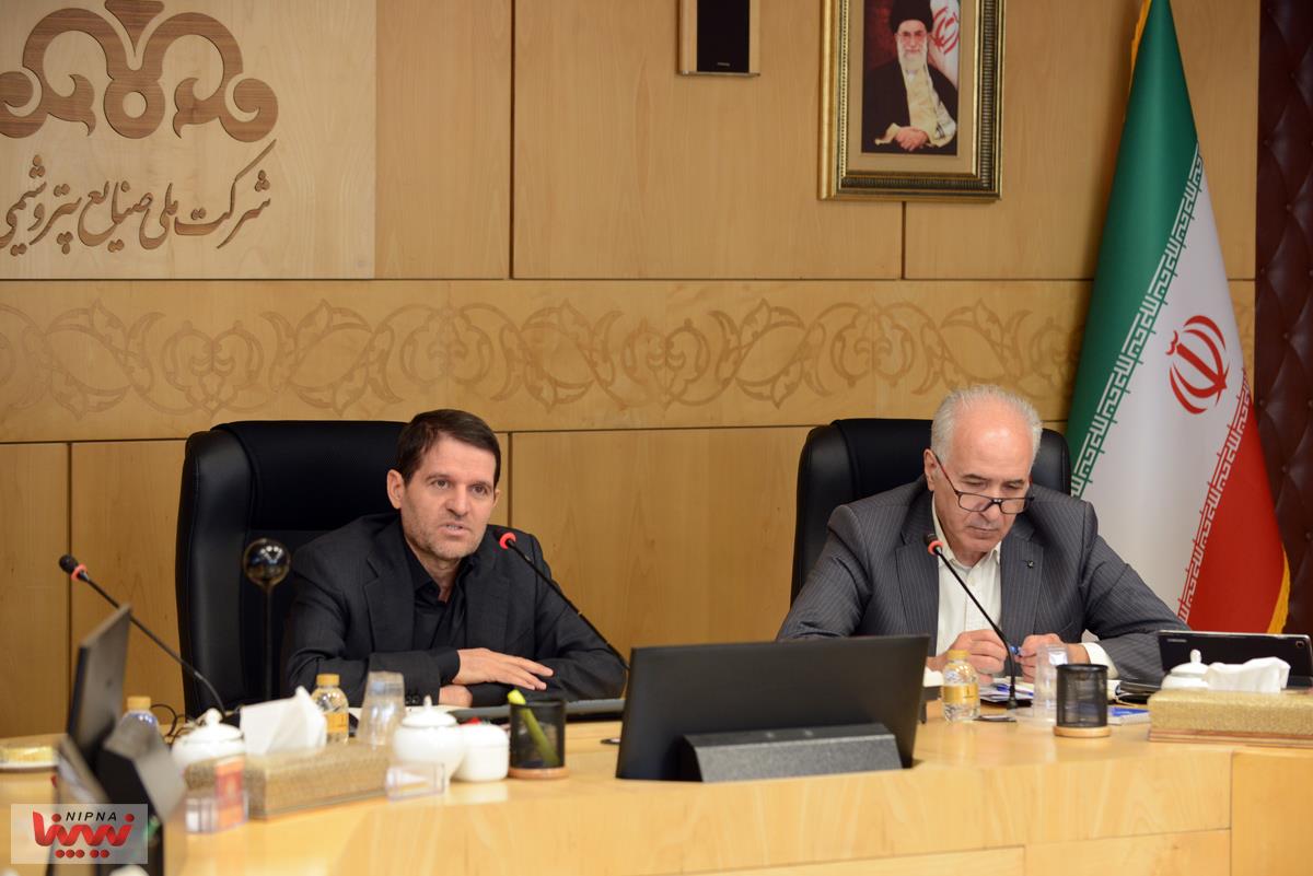 جلسه شورای مدیران شرکت ملی صنایع پتروشیمی 27