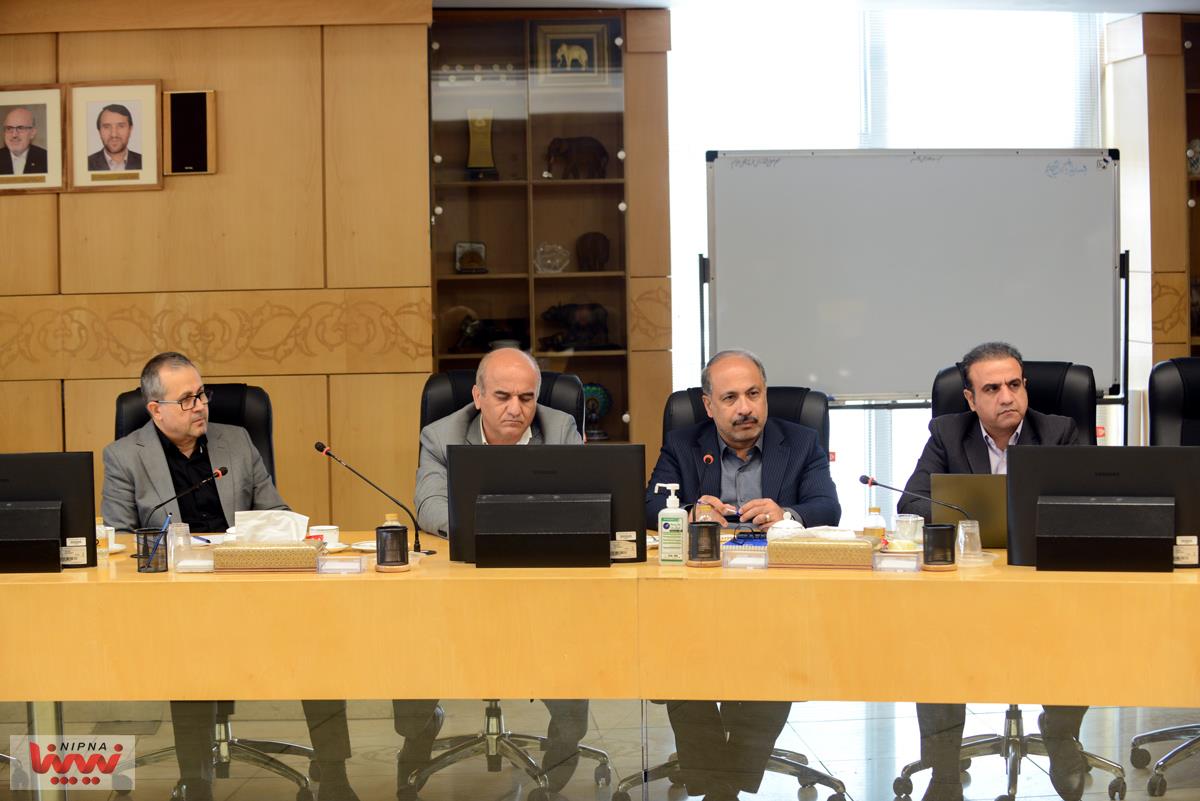 جلسه شورای مدیران شرکت ملی صنایع پتروشیمی 25