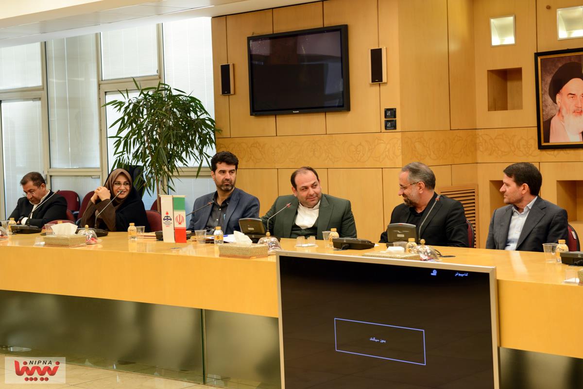 آیین تکریم و معارفه فرمانده بسیج شرکت ملی صنایع پتروشیمی 18