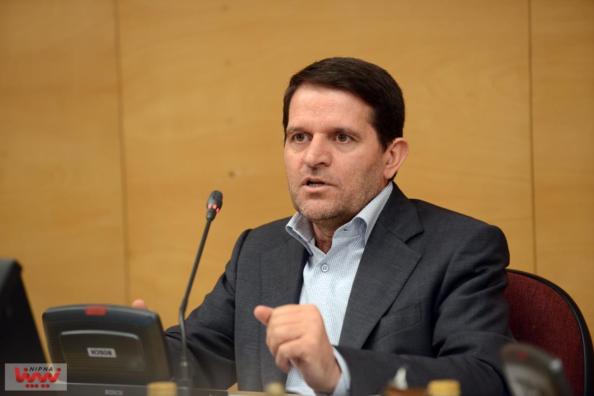 نشست مدیران HSE هلدینگ های پتروشیمی با حضور معاون وزیر و مدیرعامل شرکت ملی صنایع پتروشیمی 8