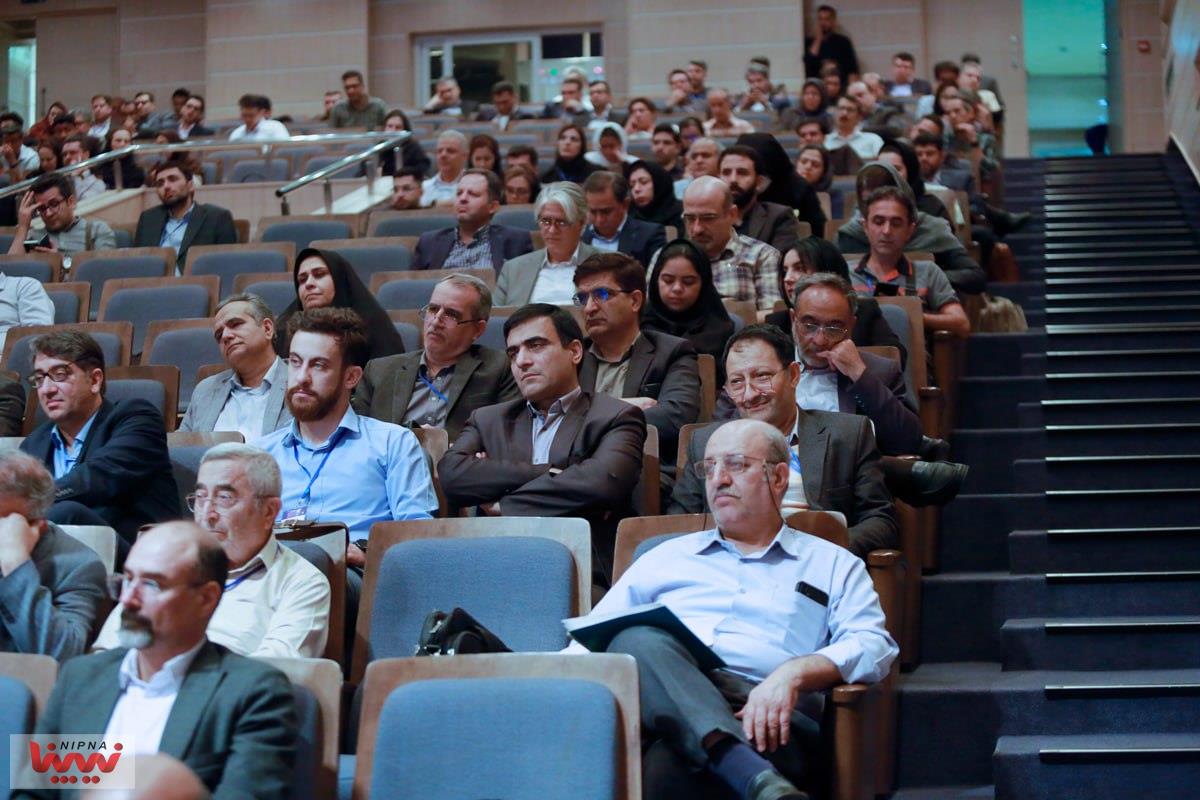 دومین روز از سومین همایش زنجیره ارزش صنعت پتروشیمی 16