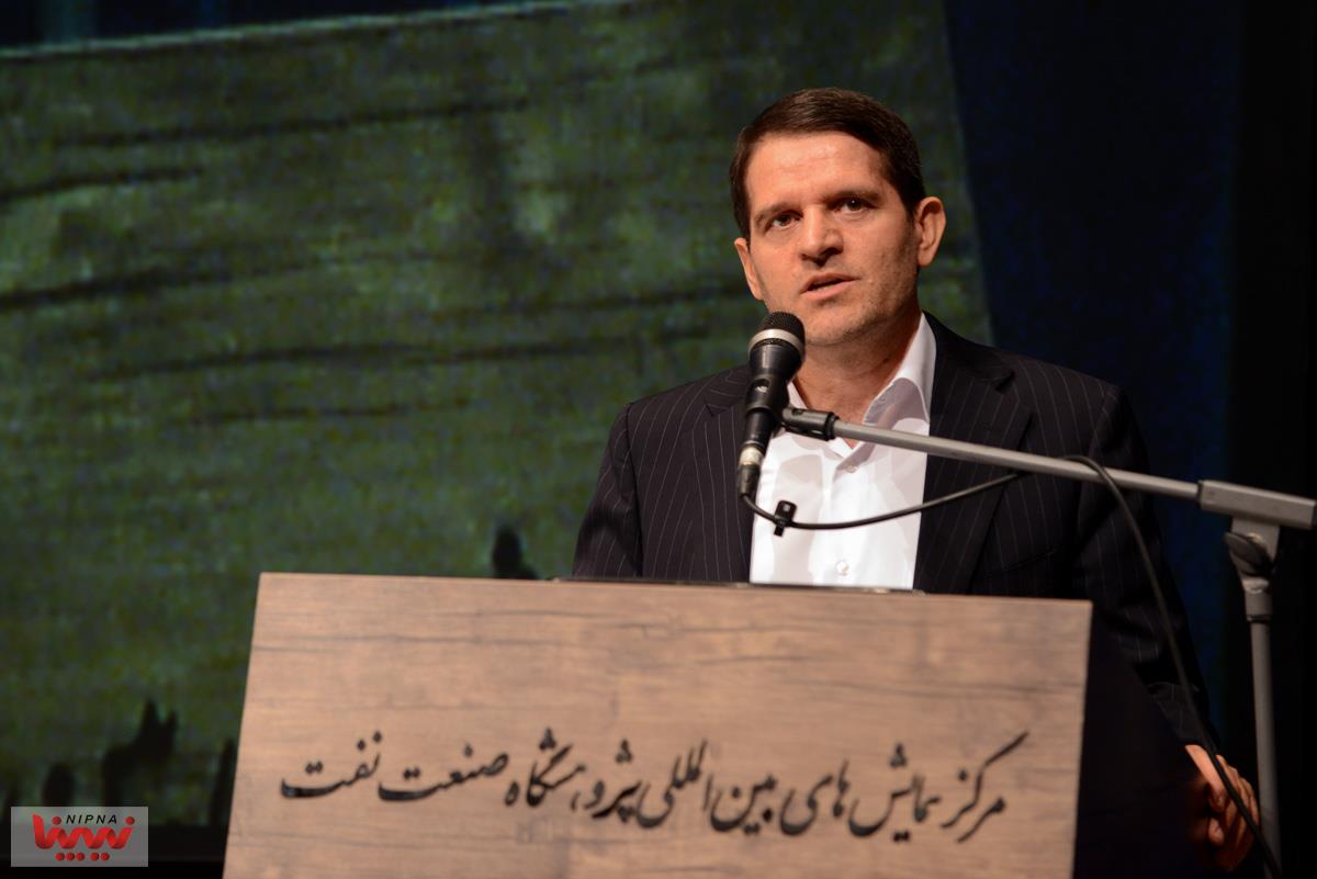 برگزاری سومین همایش زنجیره ارزش صنعت پتروشیمی 12