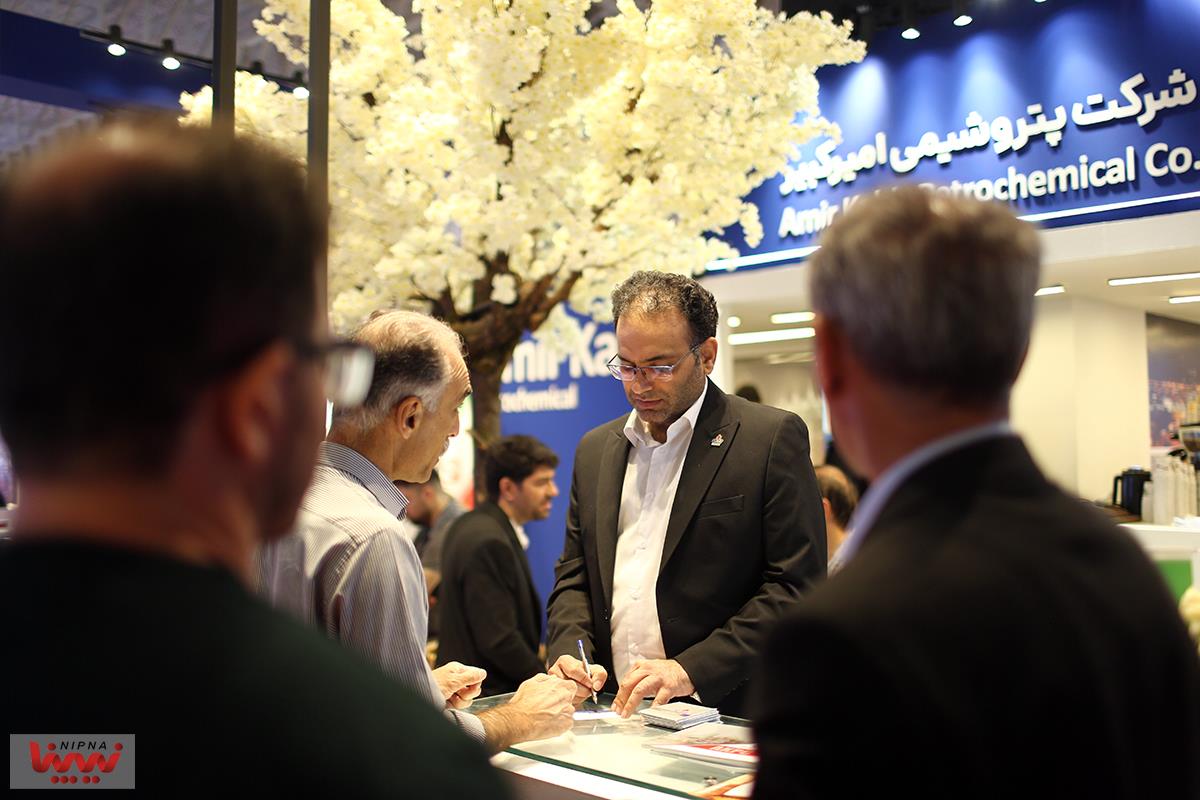 گزارش تصویری از چهارمین روز از نوزدهمین نمایشگاه بین المللی ایران پلاست (4) 27