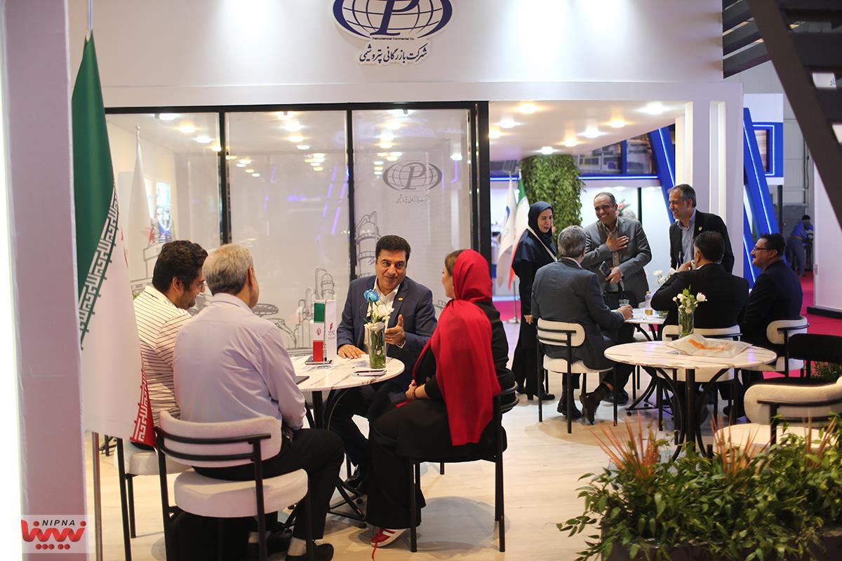 گزارش تصویری از چهارمین روز از نوزدهمین نمایشگاه بین المللی ایران پلاست (4) 18