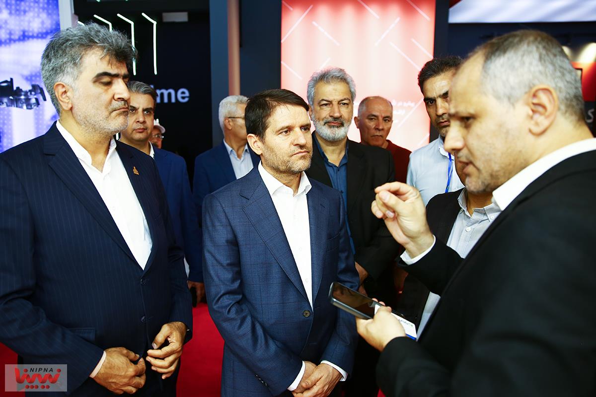 بازدید دکتر حسن عباس زاده معاون وزیر نفت و مدیرعامل شرکت ملی صنایع پتروشیمی در روز سوم از نوزدهمین نمایشگاه بین المللی ایران پلاست 20