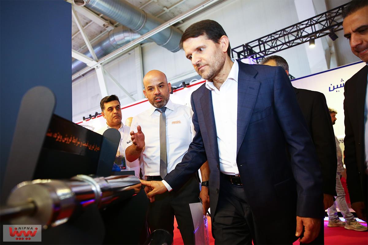 بازدید دکتر حسن عباس زاده معاون وزیر نفت و مدیرعامل شرکت ملی صنایع پتروشیمی در روز سوم از نوزدهمین نمایشگاه بین المللی ایران پلاست 19