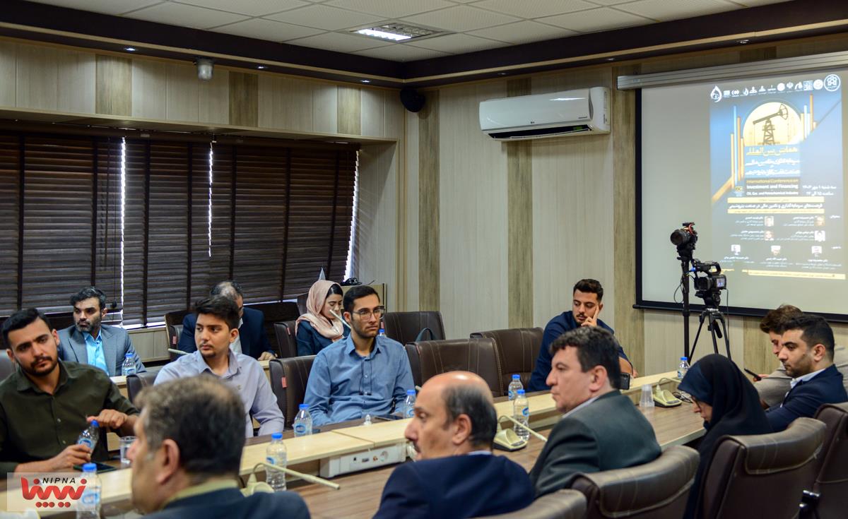 پیش نشست سوم همایش بین المللی سرمایه گزاری و تامین مالی در صنعت نفت، گاز و پتروشیمی 12