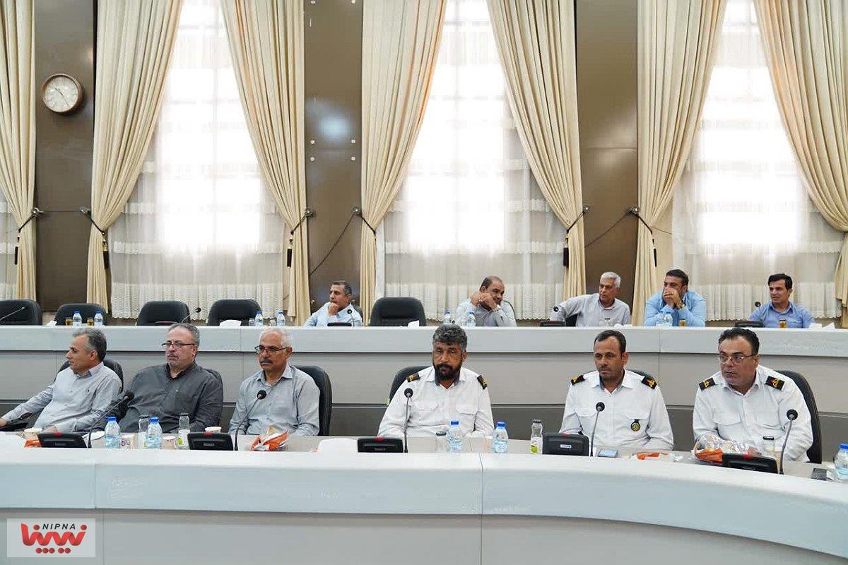 برگزاری میز خدمت در منطقه ویژه اقتصادی پتروشیمی با حضور مدیر منابع انسانی شرکت ملی صنایع پتروشیمی 10