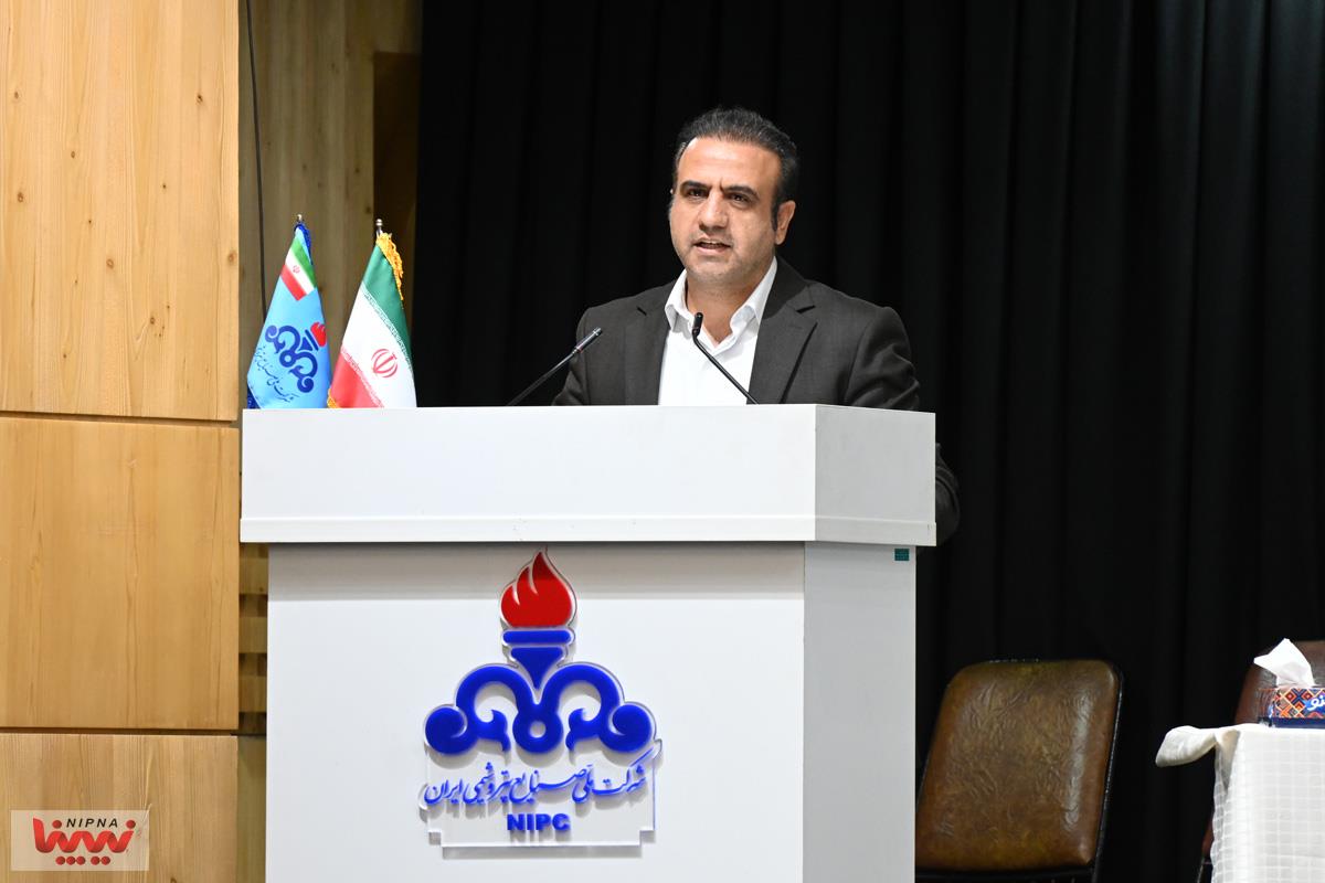 برگزاری کارگاه آموزشی استفاده از سامانه مشخصه های فنی محصولات پتروشیمی (سماپ) 17