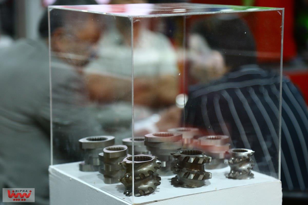 گزارش تصویری از سالن های 35 و 38 در اولین روز از نوزدهمین نمایشگاه بین المللی ایران پلاست 38