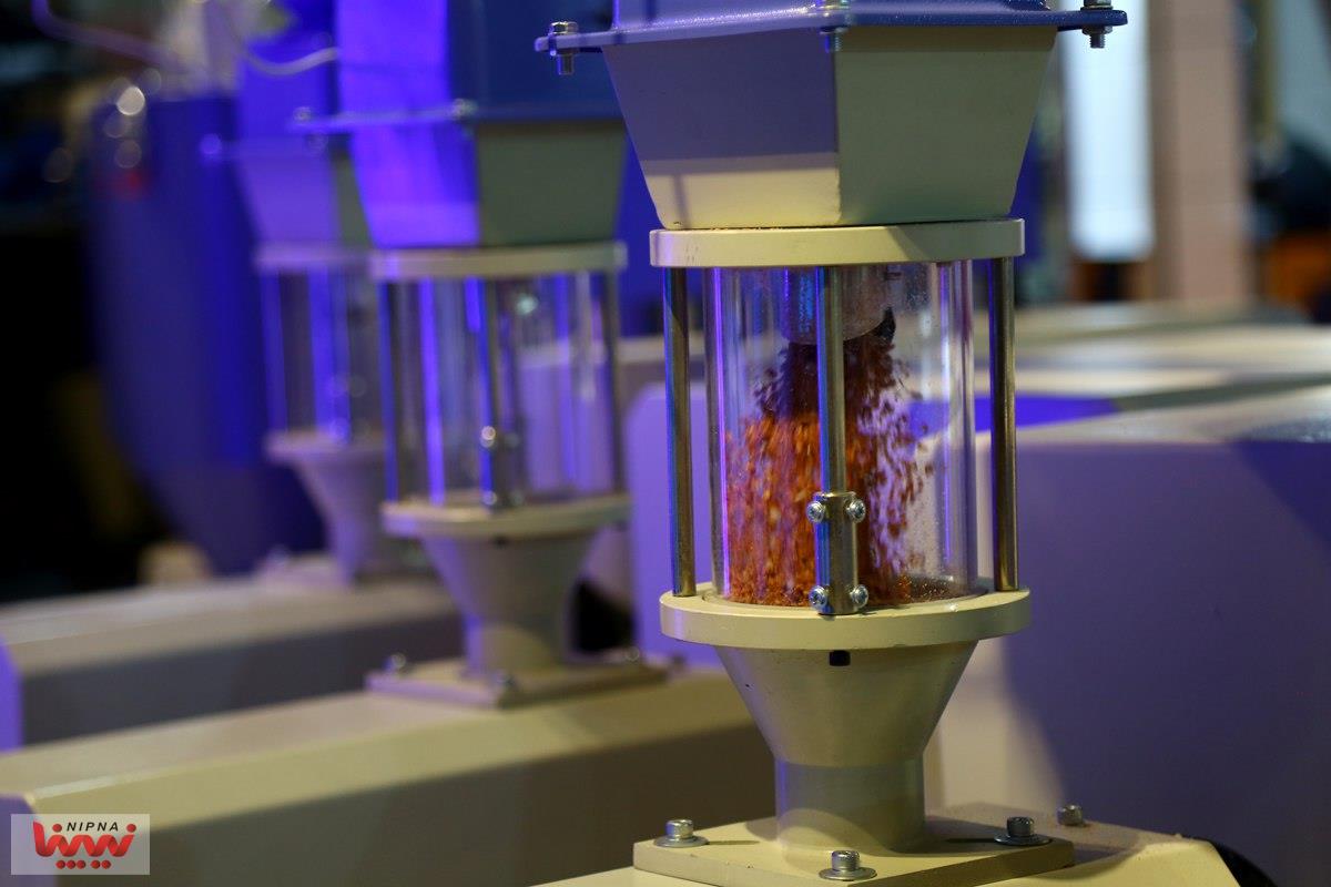 گزارش تصویری از سالن های 35 و 38 در اولین روز از نوزدهمین نمایشگاه بین المللی ایران پلاست 35