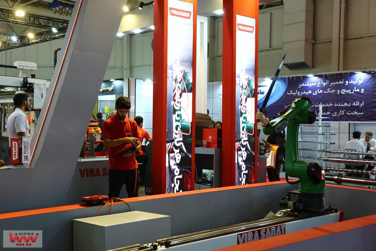 گزارش تصویری از سالن های 35 و 38 در اولین روز از نوزدهمین نمایشگاه بین المللی ایران پلاست 34