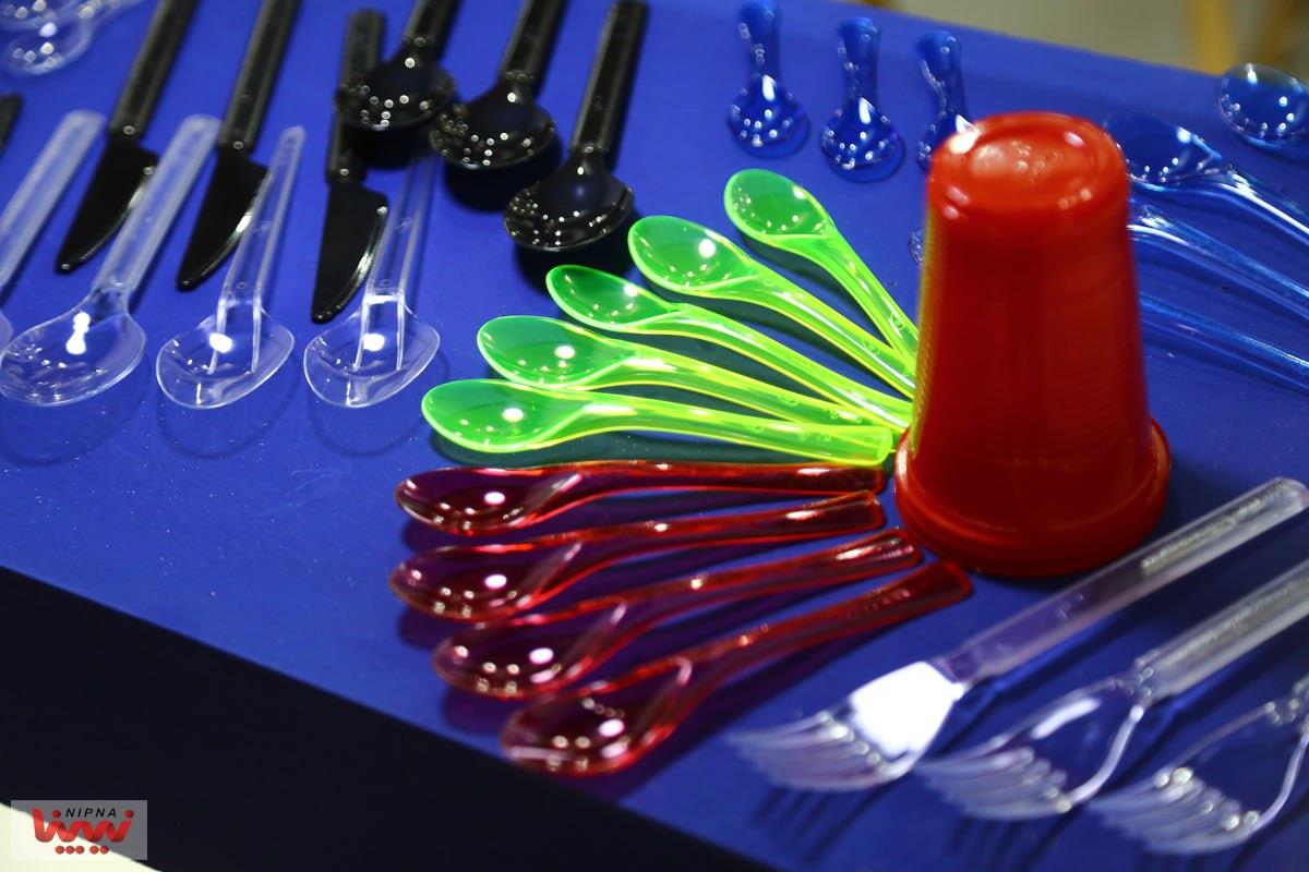 گزارش تصویری از سالن های 35 و 38 در اولین روز از نوزدهمین نمایشگاه بین المللی ایران پلاست 32