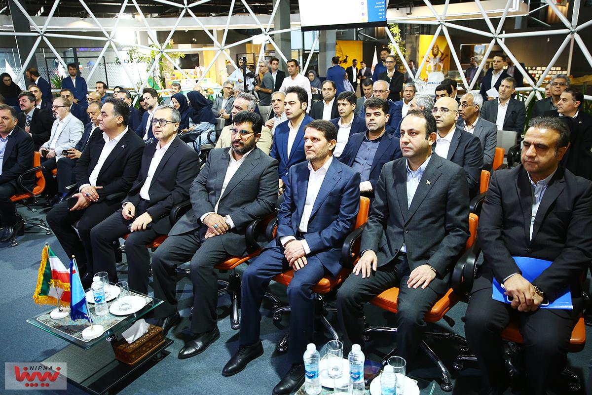 رونمایی از سامانه سماپ با حضور مدیرعامل شرکت ملی صنایع پتروشیمی 32