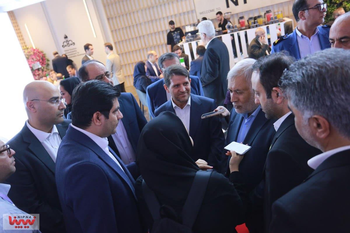 بازدید مدیرعامل شرکت ملی صنایع تروشیمی از سالن 31b  در اولین روز از نوزدهمین نمایشگاه بین المللی ایران پلاست 6