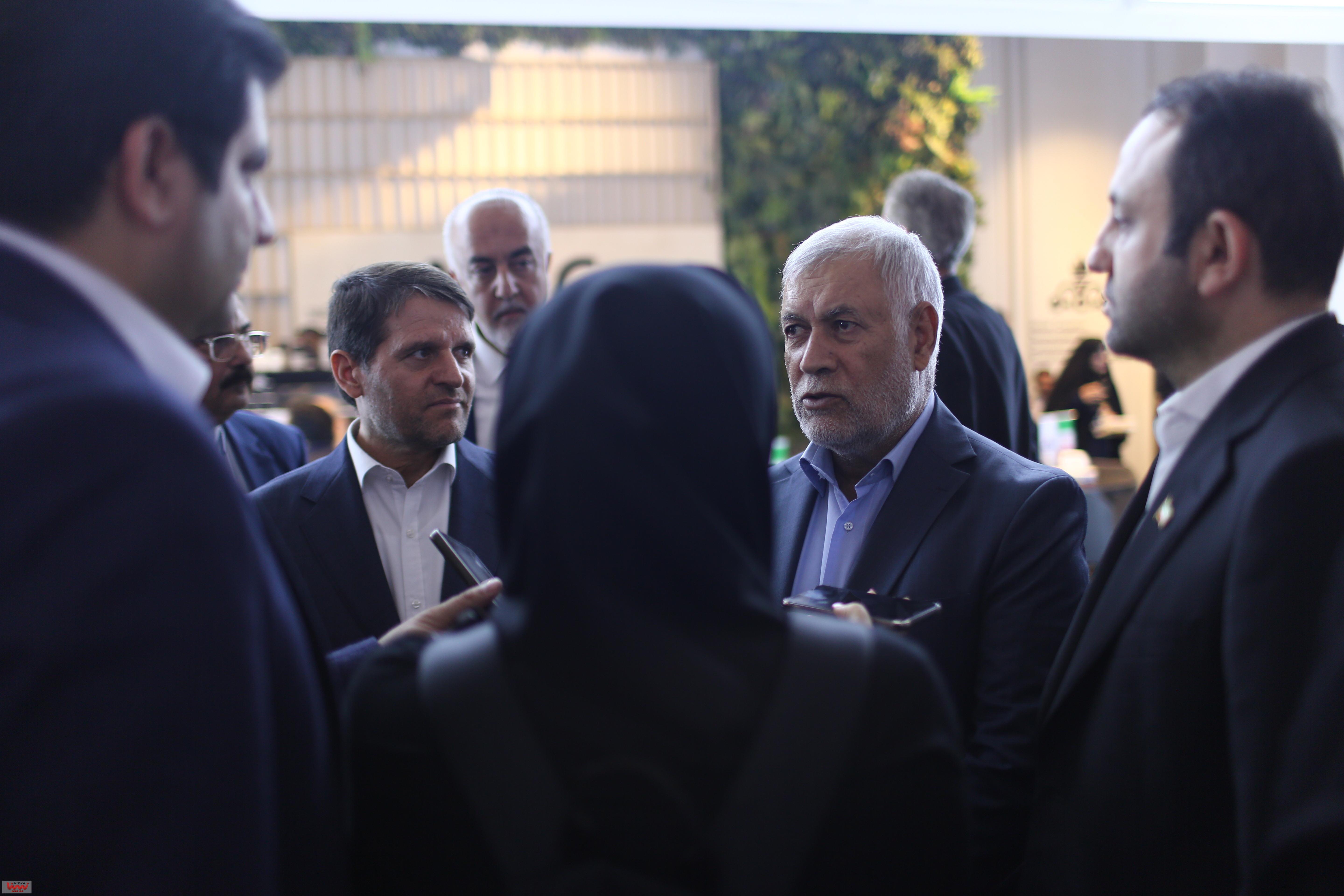 بازدید معاون وزیر نفت و مدیرعامل شرکت ملی صنایع پتروشیمی از سالن 8 و 9 و غرفه NPC 6