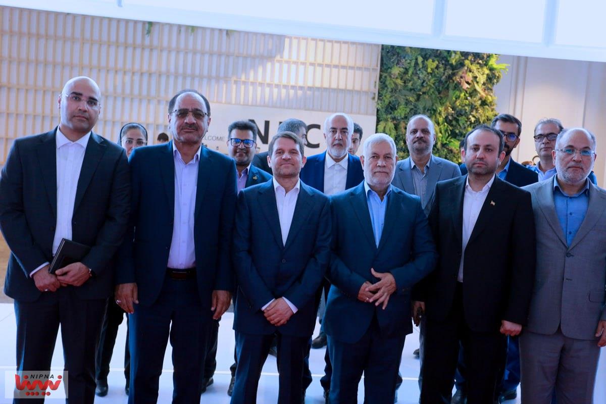 بازدید مدیرعامل شرکت ملی صنایع تروشیمی از سالن 31b  در اولین روز از نوزدهمین نمایشگاه بین المللی ایران پلاست 1