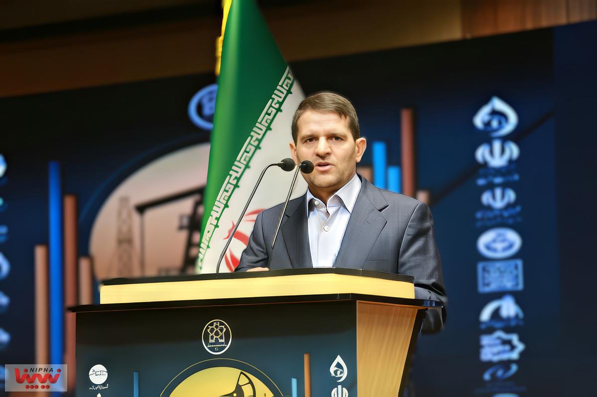 توسعه صنعت پتروشیمی با مشارکت بخش خصوصی محقق خواهد شد