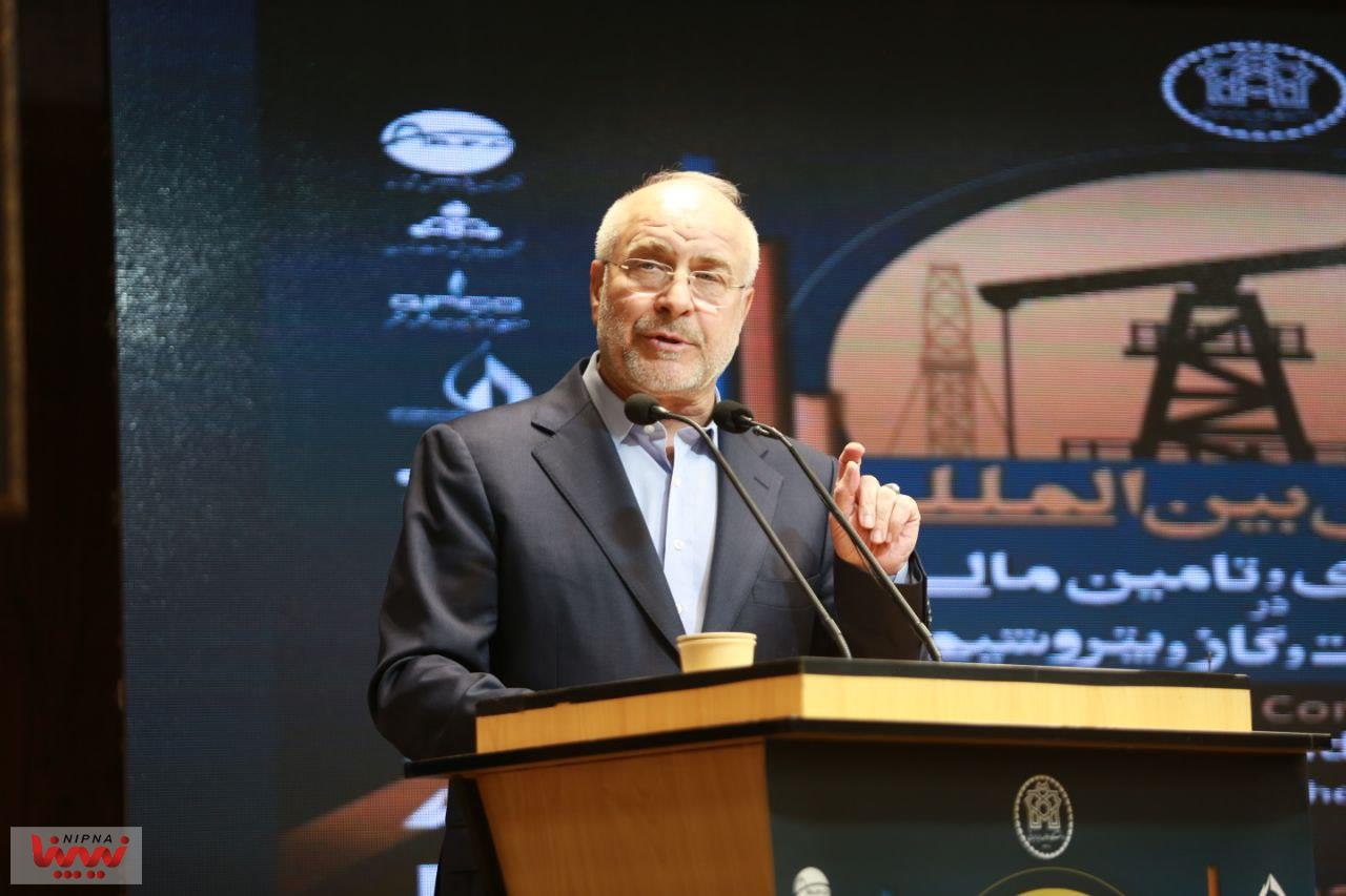 همایش بین المللی سرمایه گذاری و تامین مالی صنعت نفت، گاز و پتروشیمی 10