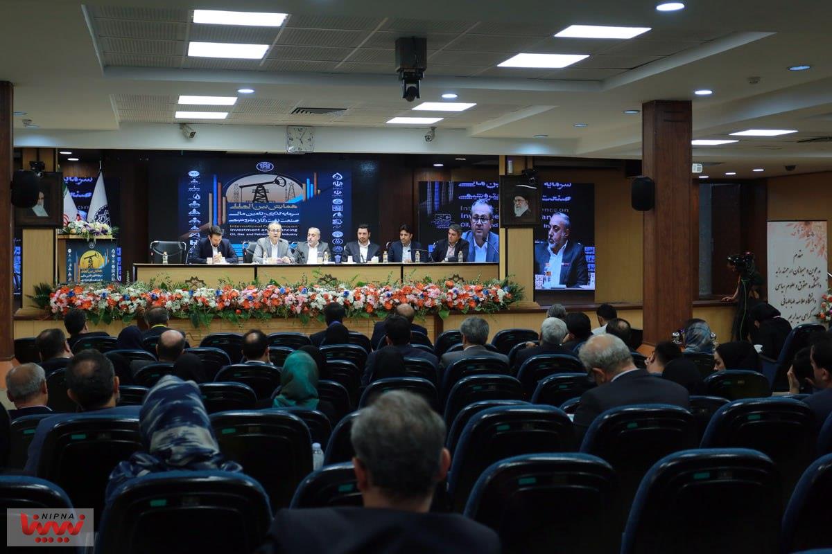 پنل تخصصی سرمایه گذاری و تامین مالی در صنعت پتروشیمی 16