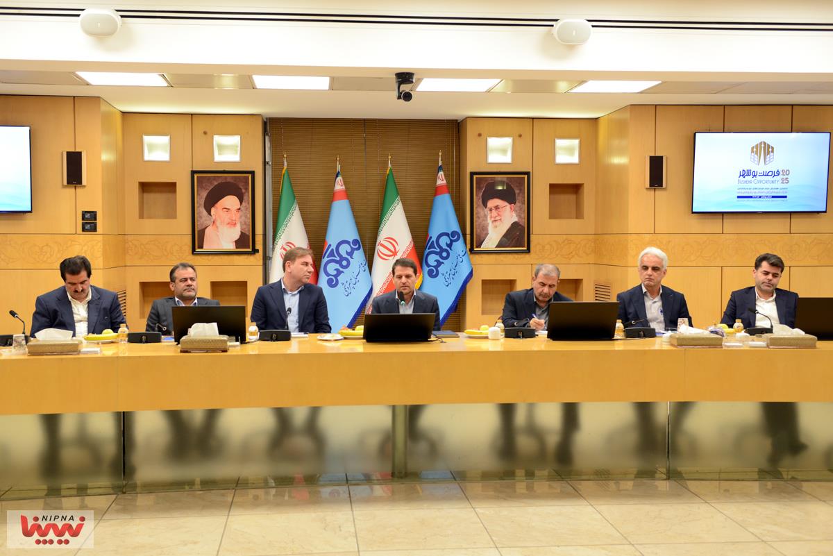 نشست هماهنگی برای نخستین همایش ملی فرصت های سرمایه گذاری در زنجیره ارزش صنایع پتروشیمی استان بوشهر 37