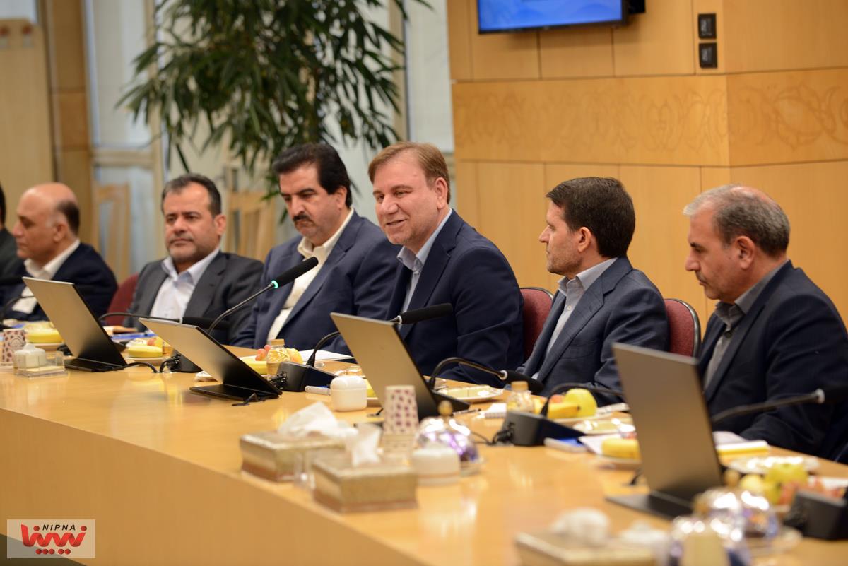 نشست هماهنگی برای نخستین همایش ملی فرصت های سرمایه گذاری در زنجیره ارزش صنایع پتروشیمی استان بوشهر 32