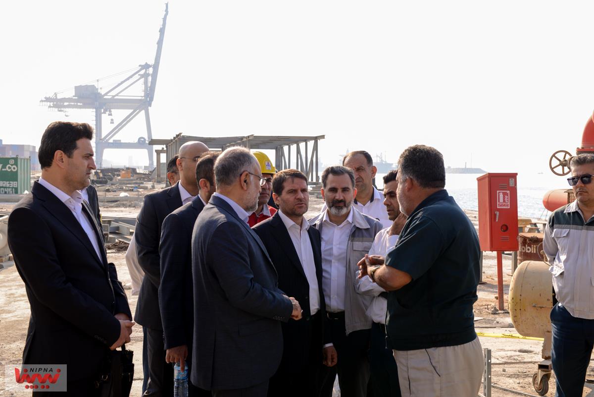 گزارش تصویری بازدید معاون وزیر نفت و مدیرعامل شرکت ملی صنایع پتروشیمی از شرکت پایانه ها و مخازن و پتروشیمی نوری 23