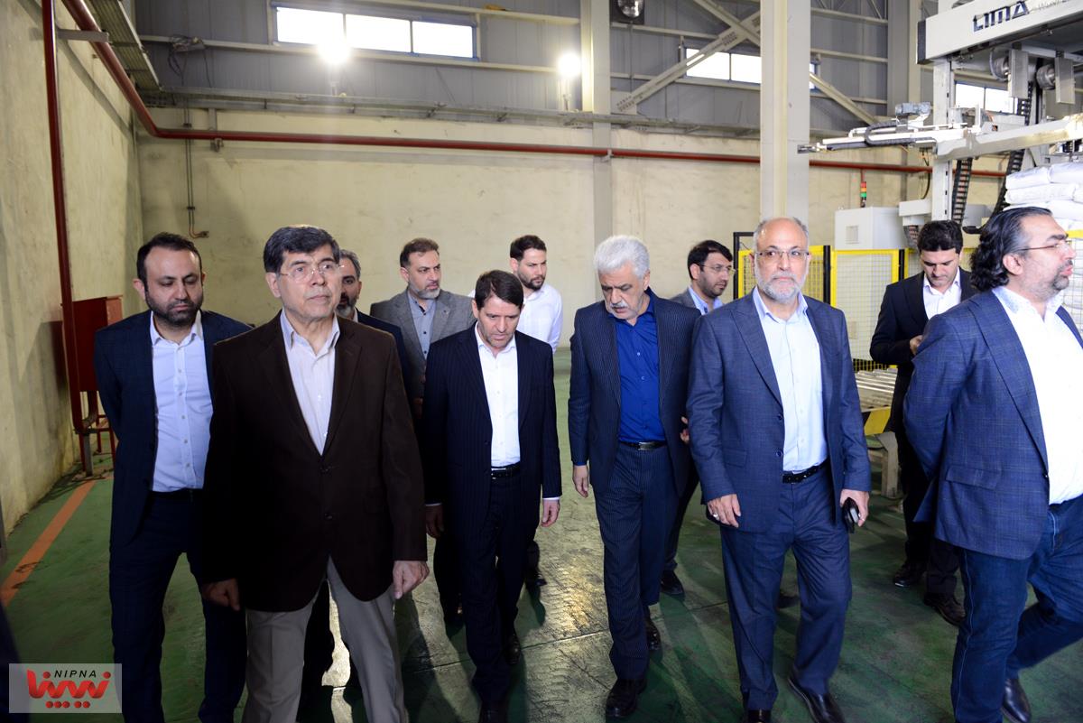 گزارش تصویری بازدید معاون وزیر نفت و مدیرعامل شرکت ملی صنایع پتروشیمی از پتروشیمی کیمیا صنایع دالاهو و پتروشیمی هنگام 3