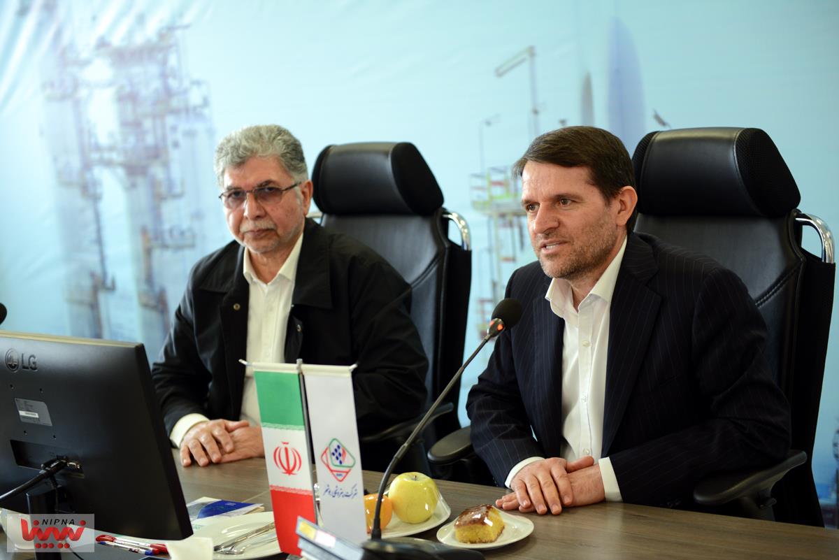 گزارش تصویری بازدید معاون وزیر نفت و مدیرعامل شرکت ملی صنایع پتروشیمی از پتروشیمی بوشهر و امضای تفاهم نامه بین شرکت پژوهش و فناوری و پتروشیمی بوشهر 13