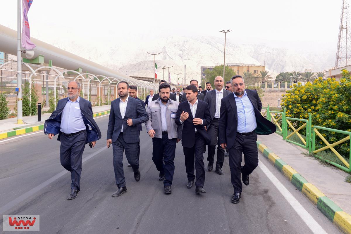 گزارش تصویری بازدید معاون وزیر نفت و مدیرعامل شرکت ملی صنایع پتروشیمی از پتروشیمی زاگرس و امضای تفاهم نامه بین پتروشیمی زاگرس و پتروشیمی مبین انرژی خلیج فارس 12