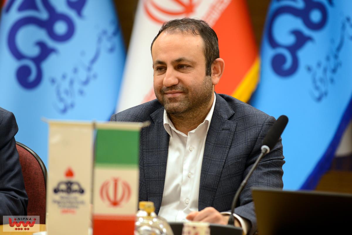 نشست بررسی نحوه حضور صنعت پتروشیمی در بیست و نهمین دوره نمایشگاه روپلاستیکا در روسیه 20